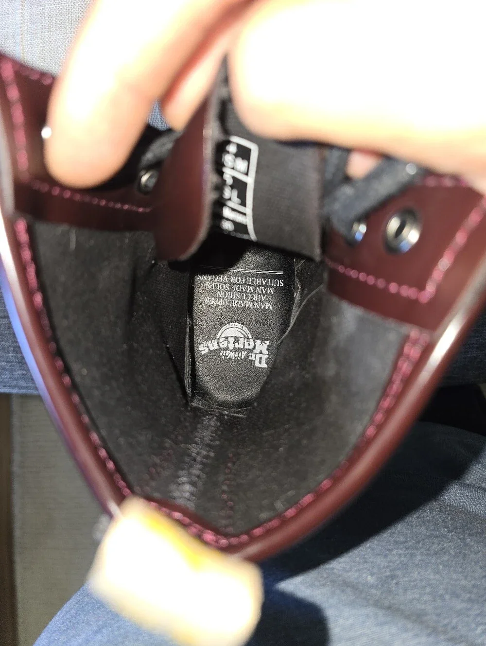 Dr. Martens smooth cherry